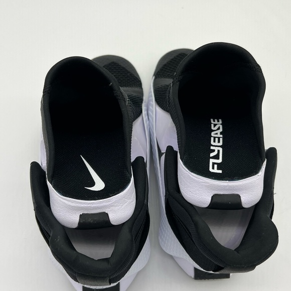 W Nike Go Flyease Black White Sneakers Slip-on Shoes DR5540-002 Women's no box - Picture 3 of 9